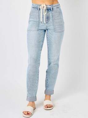 Judy Blue Cuffed Jogger Jeans Women’s Size 16W Light Wash 88691 EUC